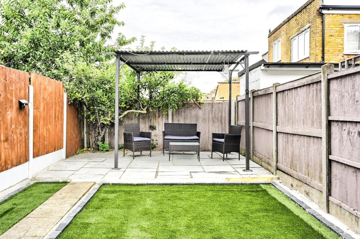 Cozy 3 Bed Home In London, Free Parking, Sleeps 8! Экстерьер фото