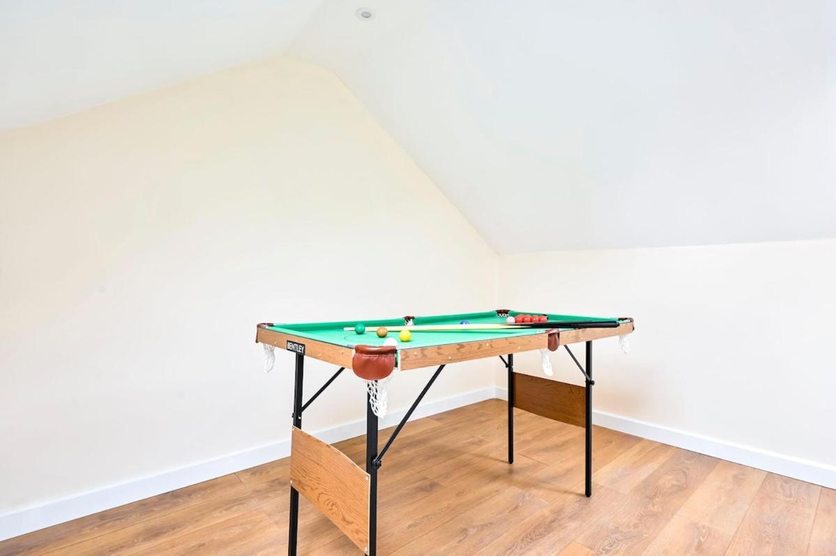 Cozy 3 Bed Home In London, Free Parking, Sleeps 8! Экстерьер фото