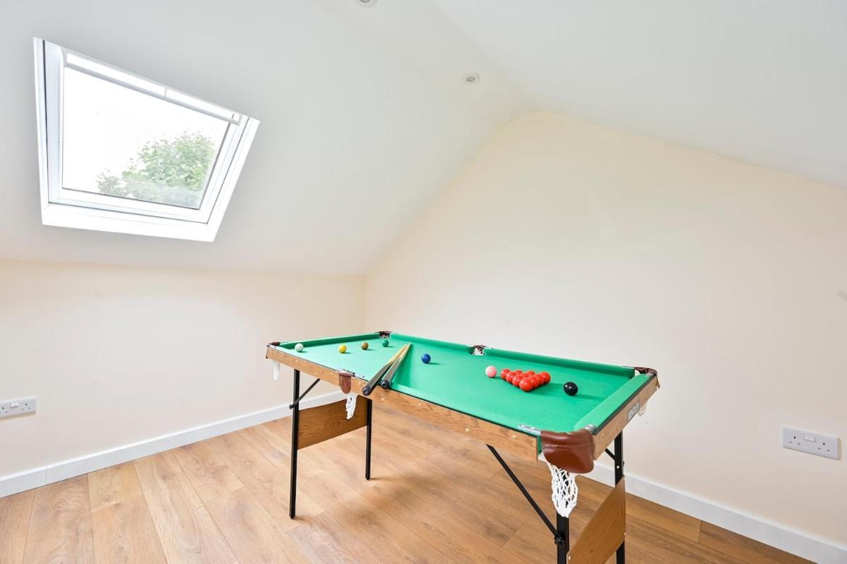 Cozy 3 Bed Home In London, Free Parking, Sleeps 8! Экстерьер фото