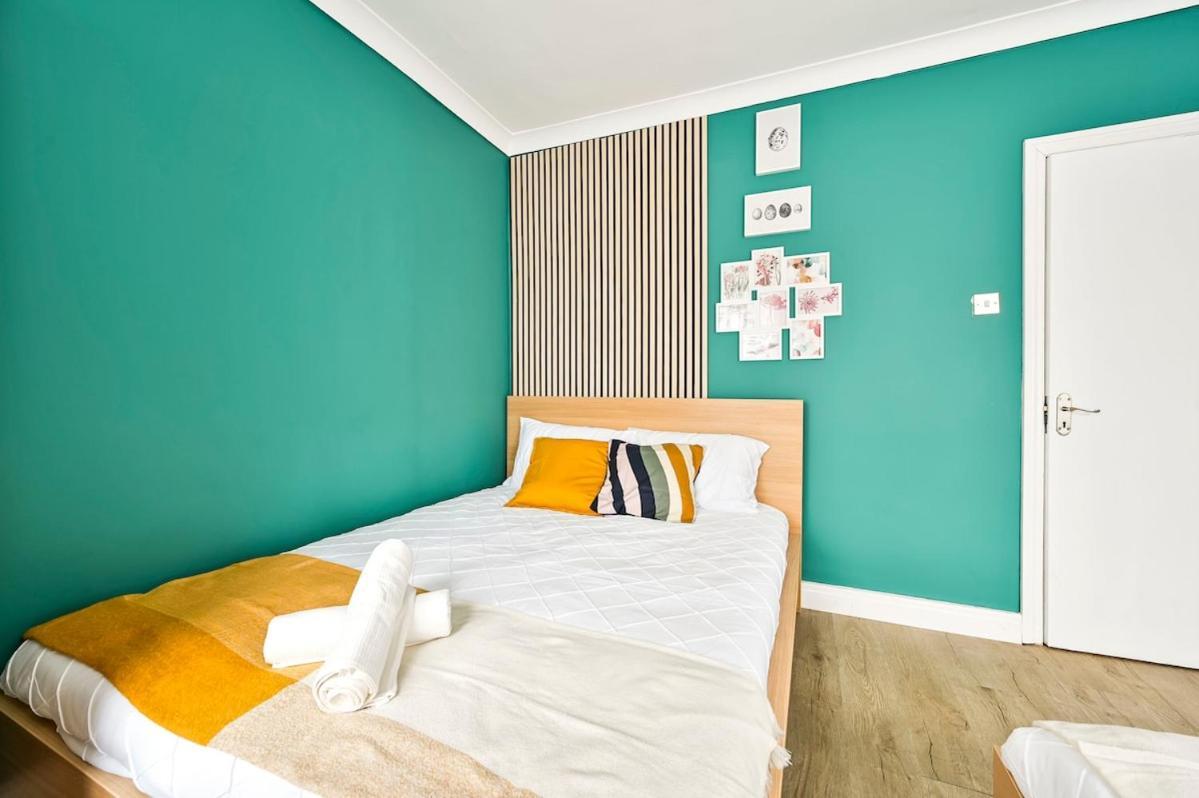 Cozy 3 Bed Home In London, Free Parking, Sleeps 8! Экстерьер фото